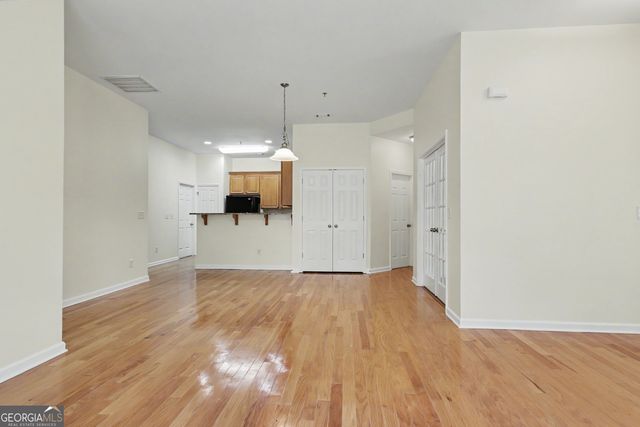 31 Thomaston Street, Newnan, GA 30263
