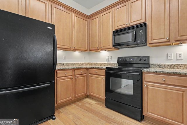 31 Thomaston Street, Newnan, GA 30263