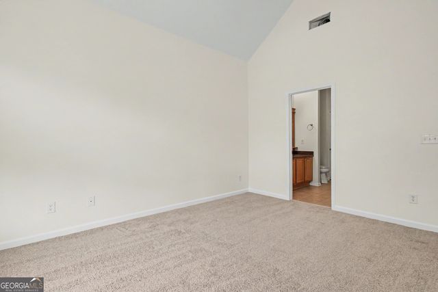 31 Thomaston Street, Newnan, GA 30263