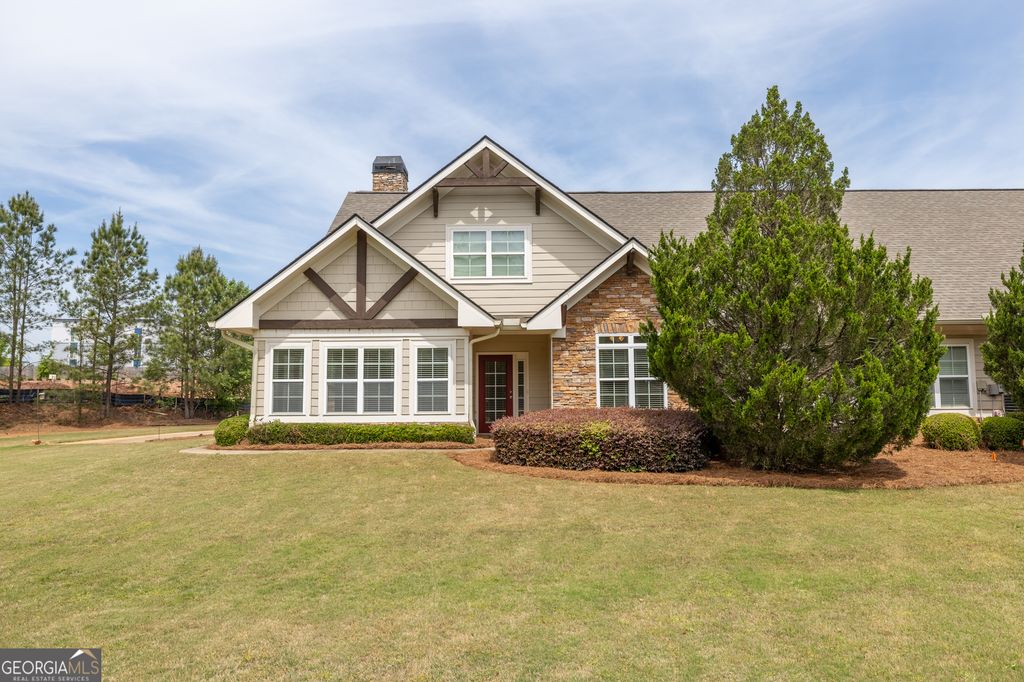 31 Thomaston Street, Newnan, GA 30263
