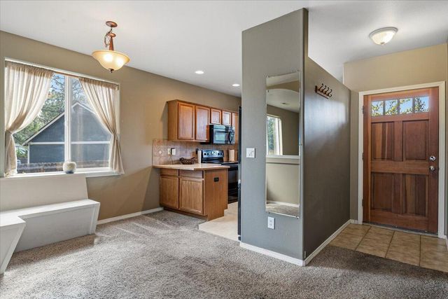 61095 Honkers Court, Bend, OR 97702