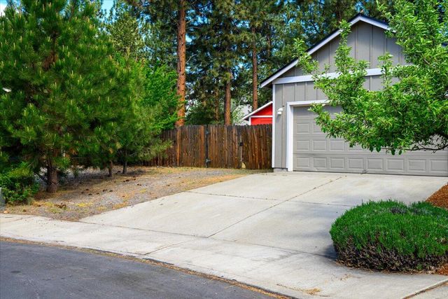 61095 Honkers Court, Bend, OR 97702