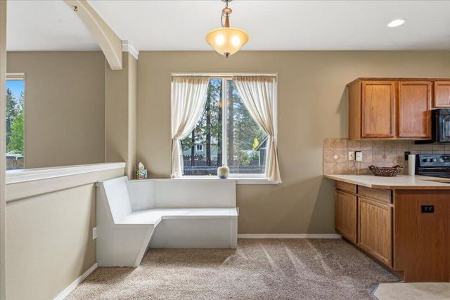 61095 Honkers Court, Bend, OR 97702