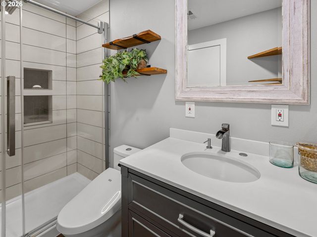 9195 Nw DICK Rd, Hillsboro, OR 97124
