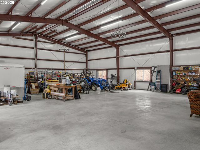9195 Nw DICK Rd, Hillsboro, OR 97124