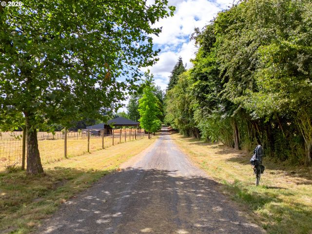 9195 Nw DICK Rd, Hillsboro, OR 97124