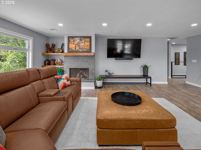 9195 Nw DICK Rd, Hillsboro, OR 97124