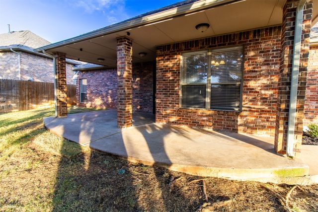 2629 SE 7th Street, Moore, OK 73160