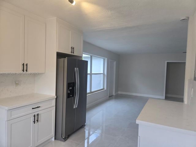 6455 Custer St, Hollywood, FL 33024