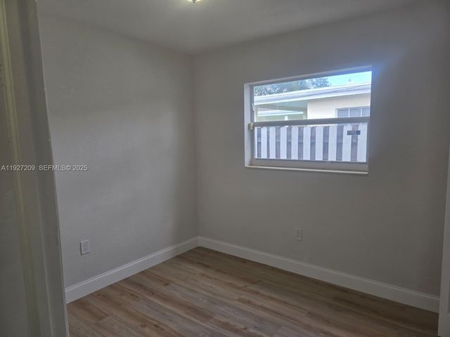 6455 Custer St, Hollywood, FL 33024