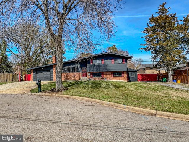 5504 WESTMINSTER CT, Temple Hills, MD 20748