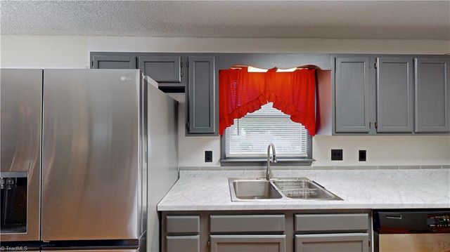 223 Aldridge Lane, Archdale, NC 27263