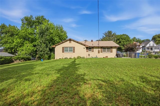 1075 17th Street, Des Moines, IA 50314