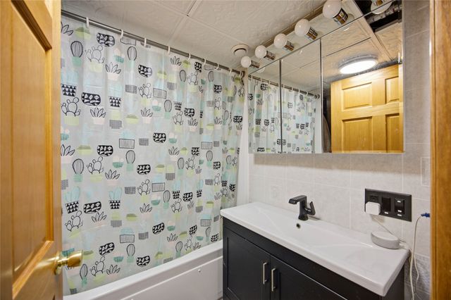 1075 17th Street, Des Moines, IA 50314