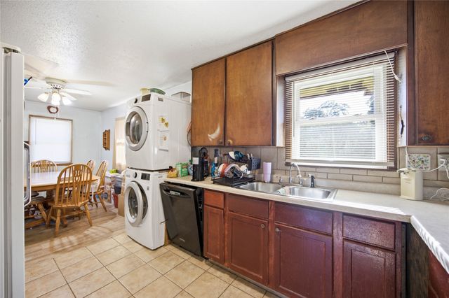 1075 17th Street, Des Moines, IA 50314