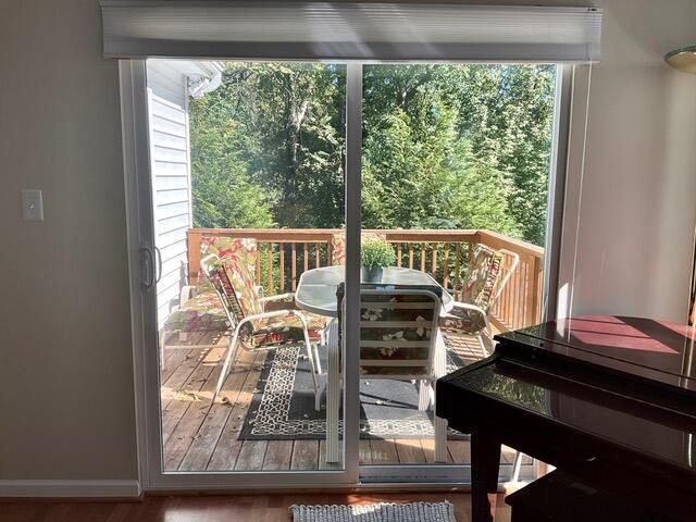 1287 Emerald Crest DR, Bedford, VA 24523