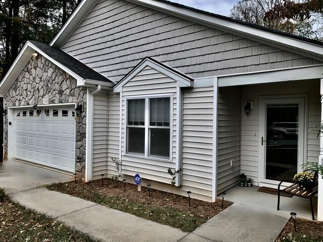 1287 Emerald Crest DR, Bedford, VA 24523