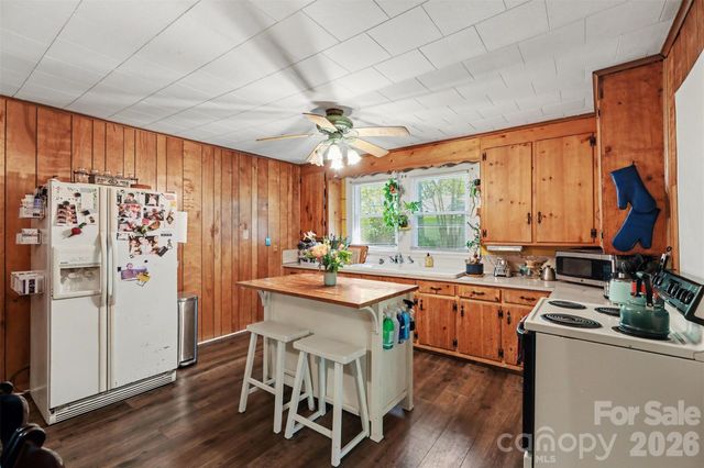 510 Winecoff School Road, Concord, NC 28027
