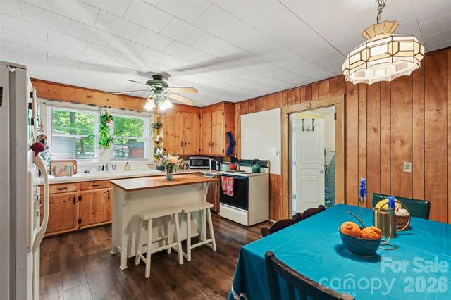 510 Winecoff School Road, Concord, NC 28027