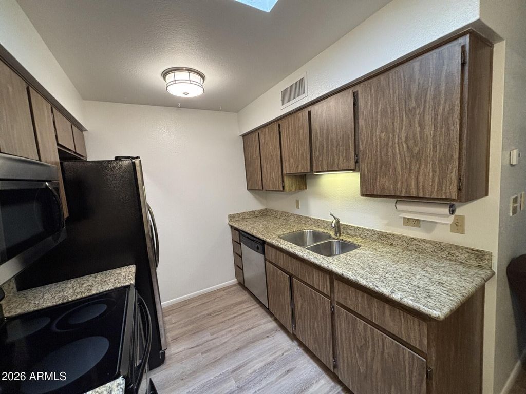 8131 N 107TH Avenue 91, Peoria, AZ 85345 — photo 4