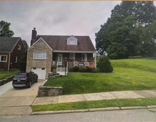 419 James St, Springdale Boro, PA 15144