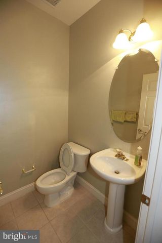 2339 SANDBURG ST, Dunn Loring, VA 22027