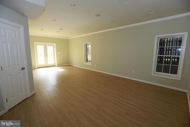 2339 SANDBURG ST, Dunn Loring, VA 22027
