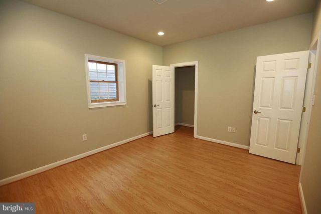 2339 SANDBURG ST, Dunn Loring, VA 22027