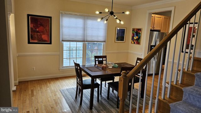 2339 SANDBURG ST, Dunn Loring, VA 22027