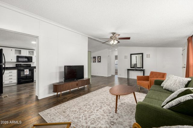 2140 E Michigan Avenue 31, Phoenix, AZ 85022