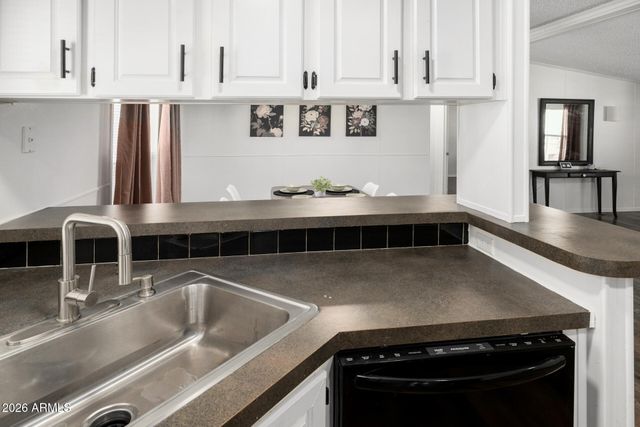 2140 E Michigan Avenue 31, Phoenix, AZ 85022