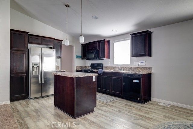 3700 Buchanan 25, Riverside, CA 92503