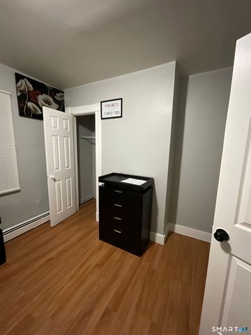 26 Summer Street 2, Waterbury, CT 06704