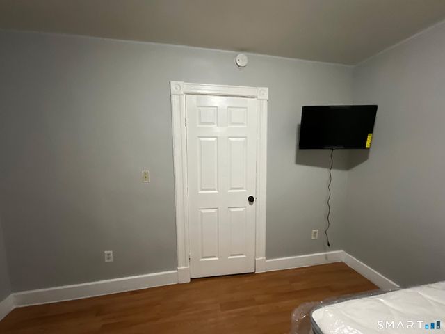 26 Summer Street 2, Waterbury, CT 06704