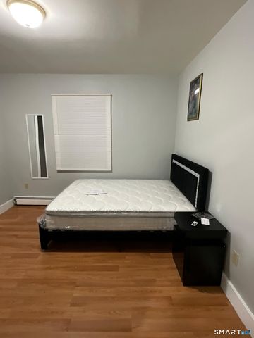 26 Summer Street 2, Waterbury, CT 06704