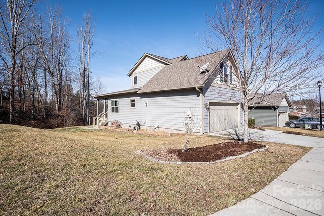 41 Sandstone Drive, Weaverville, NC 28787