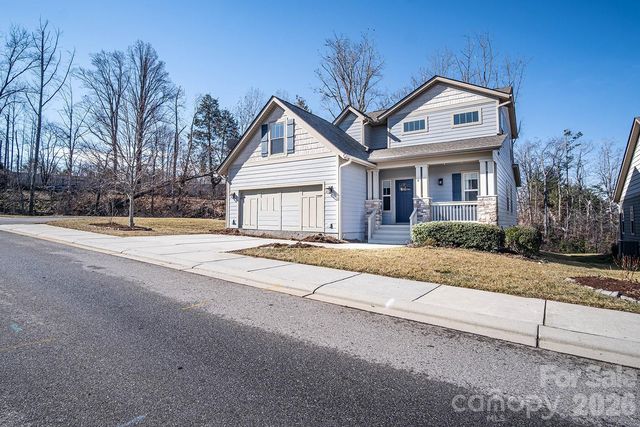 41 Sandstone Drive, Weaverville, NC 28787