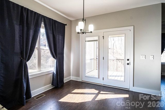 41 Sandstone Drive, Weaverville, NC 28787