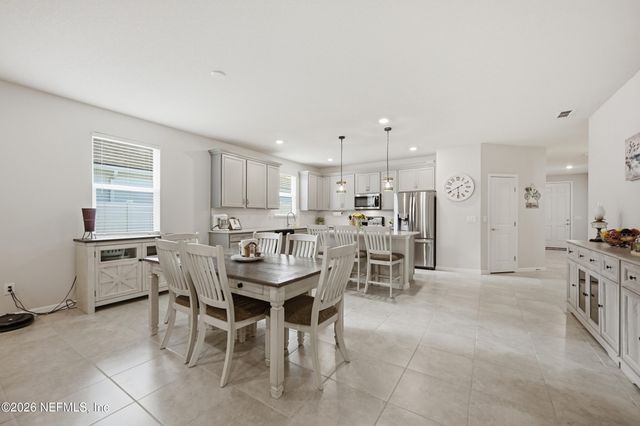 4594 FARMHOUSE GATE Trail, Jacksonville, FL 32226