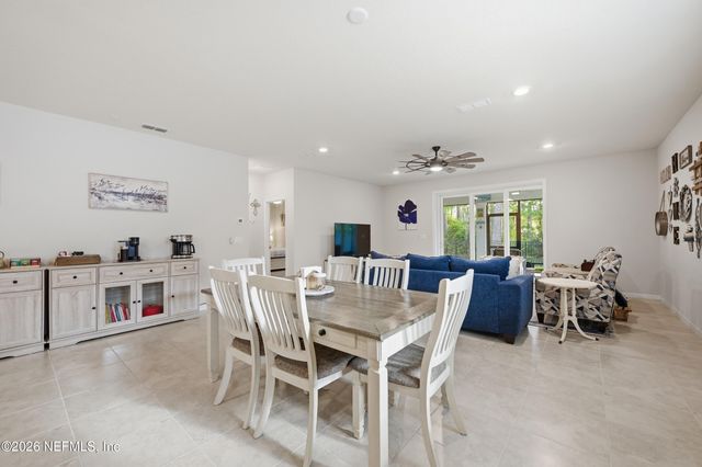 4594 FARMHOUSE GATE Trail, Jacksonville, FL 32226