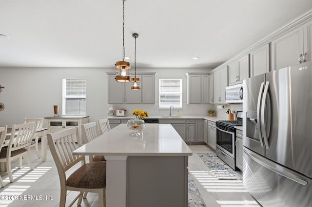 4594 FARMHOUSE GATE Trail, Jacksonville, FL 32226