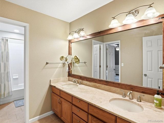 2480 W Jamison Way, Littleton, CO 80120