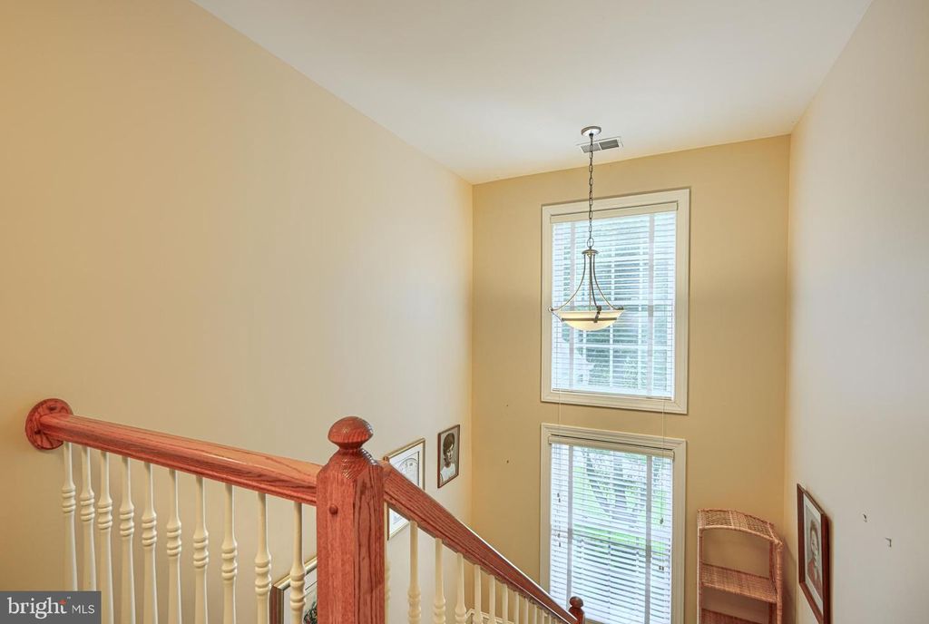 Image 27 of property listing at 3121 ENCLAVE CT, Baltimore, MD 21208