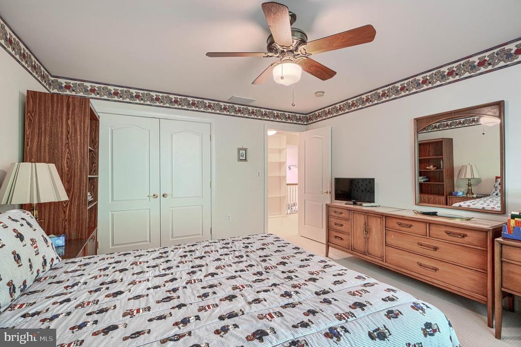 Image 30 of property listing at 3121 ENCLAVE CT, Baltimore, MD 21208