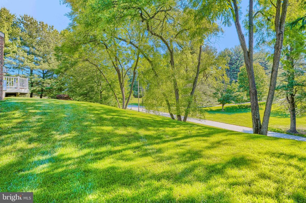 Image 49 of property listing at 3121 ENCLAVE CT, Baltimore, MD 21208