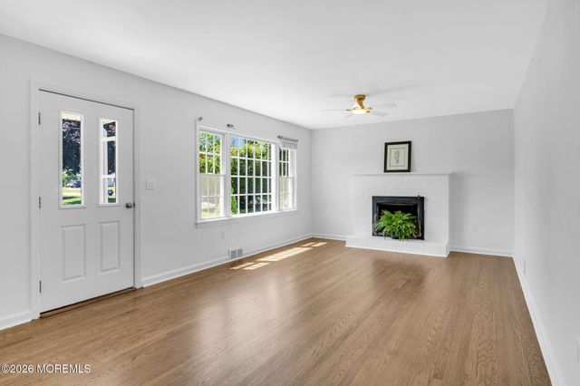67 Victoria Place, Red Bank, NJ 07701