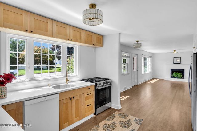 67 Victoria Place, Red Bank, NJ 07701