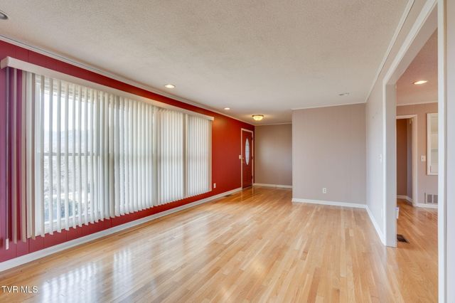 163 Cecil Gray Road, Jonesborough, TN 37659