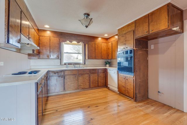 163 Cecil Gray Road, Jonesborough, TN 37659