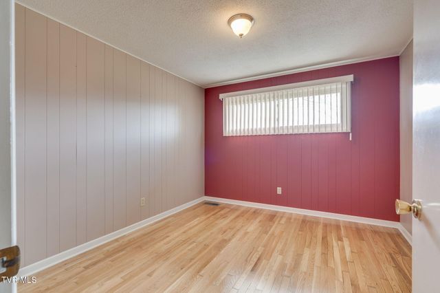 163 Cecil Gray Road, Jonesborough, TN 37659